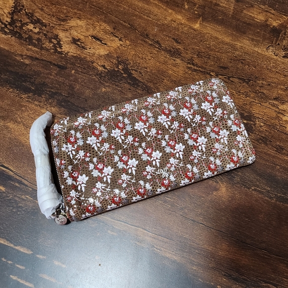 Nila large zip around continental Wallet - Picture 7 of 10